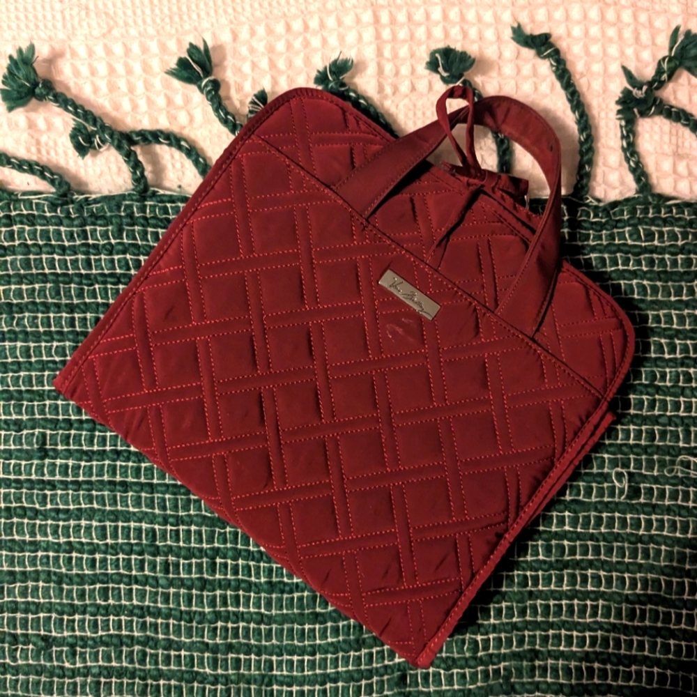 Vera Bradley hanging toiletry bag